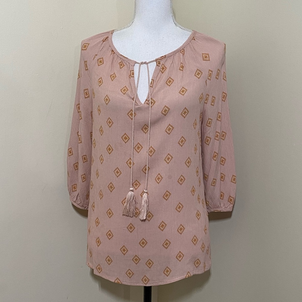 Willow and root ||Woman’s pink blouse size XS